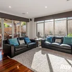 Rent 4 bedroom apartment in Chadstone