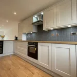 Rent 4 bedroom house in East Midlands