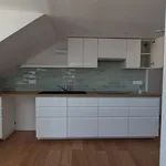 Appartement de 102 m² avec 5 chambre(s) en location à VERSAILLES