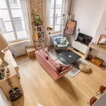 Appartement de 320 m² avec 1 chambre(s) en location à Lyon