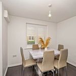 Rent 5 bedroom house in South East England