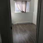 Appartement de 839 m² avec 4 chambre(s) en location à Laval (administrative region)