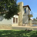 Rent 4 bedroom house of 967 m² in Pretoria