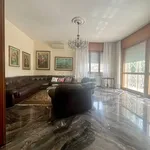 Rent 5 bedroom apartment of 120 m² in Rimini