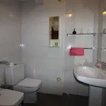 Rent a room of 120 m² in lisbon