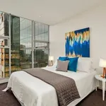 Rent 1 bedroom apartment in Docklands