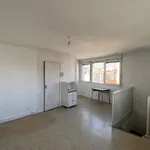 Rent 2 bedroom apartment of 53 m² in CLERMONT FERRAND