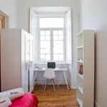 Rent 10 bedroom apartment in Lisbon