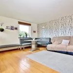 Rent 2 bedroom apartment in Woking