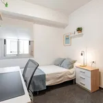 Rent a room of 80 m² in Valencia