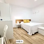 Rent a room of 65 m² in barcelona