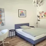 Rent 3 bedroom apartment of 80 m² in Berlin