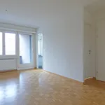 Rent 4 bedroom apartment of 77 m² in Thalwil