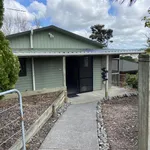 Rent 2 bedroom house in Kaipātiki