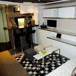 Rent 2 bedroom apartment of 35 m² in Paris