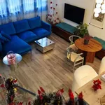 Alquilo 4 dormitorio apartamento de 210 m² en alicante