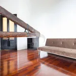 Rent 2 bedroom apartment of 90 m² in Milan