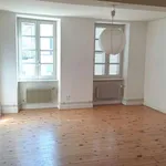 Appartement de 90 m² avec 4 chambre(s) en location à Billom