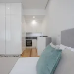 Rent 1 bedroom apartment of 40 m² in Porto