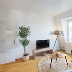 Louez une chambre de 77 m² à Paris