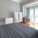 Rent a room in lisbon