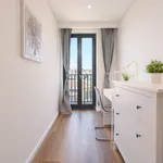 Rent 1 bedroom apartment of 45 m² in Porto