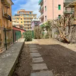 Affitto 3 camera appartamento di 90 m² in Genoa