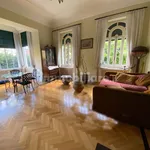 Rent 2 bedroom apartment of 80 m² in Naples