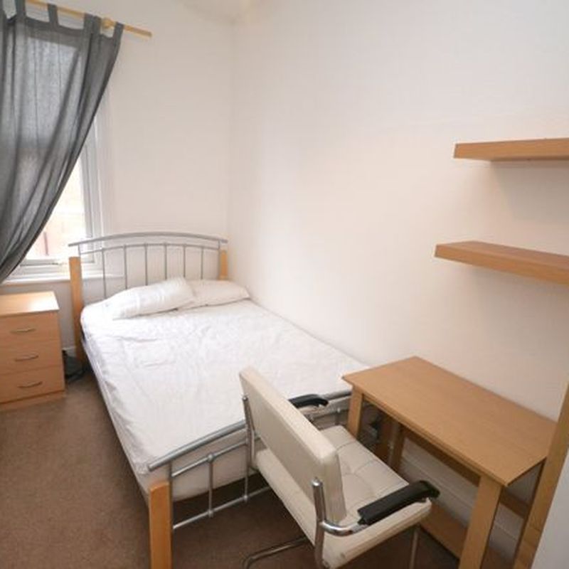 Room to rent in Room 3, Stanley Street, Derby DE22