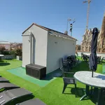 Rent 2 bedroom apartment of 65 m² in Barcelona