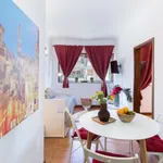 Rent 1 bedroom apartment of 50 m² in Porto