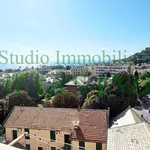 Affitto 3 camera appartamento di 85 m² in Genova