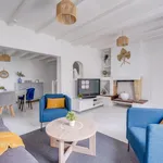 Appartement de 915 m² avec 2 chambre(s) en location à Bordeaux