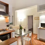 Rent 4 bedroom apartment of 45 m² in Bologna