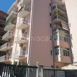 Rent 5 bedroom apartment of 165 m² in Reggio di Calabria