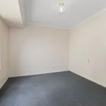 Rent 4 bedroom house in  Strathpine QLD 4500                        