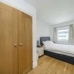 Rent 2 bedroom flat in London