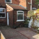 Rent 3 bedroom house in East Midlands