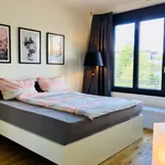 Rent 5 bedroom apartment of 90 m² in Berlin