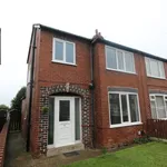 Rent 3 bedroom house in Wakefield