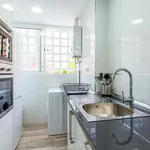 Rent a room of 115 m² in Valencia