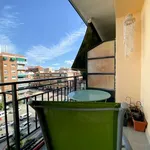 Rent a room of 98 m² in valencia