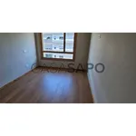 Rent 1 bedroom apartment of 175 m² in Porto