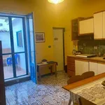 Appartamento arredato con terrazzo Centro