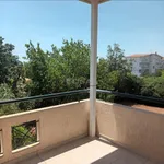 Rent 4 bedroom house of 240 m² in Γλυφάδα