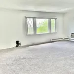 Rent 3 bedroom apartment of 125 m² in Westchester