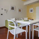 Rent 1 bedroom apartment of 55 m² in milan