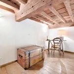 Rent 2 bedroom apartment of 65 m² in Florence