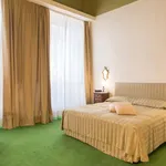 Rent 7 bedroom apartment of 200 m² in Lucca