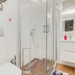 Rent 1 bedroom apartment of 55 m² in lisbon